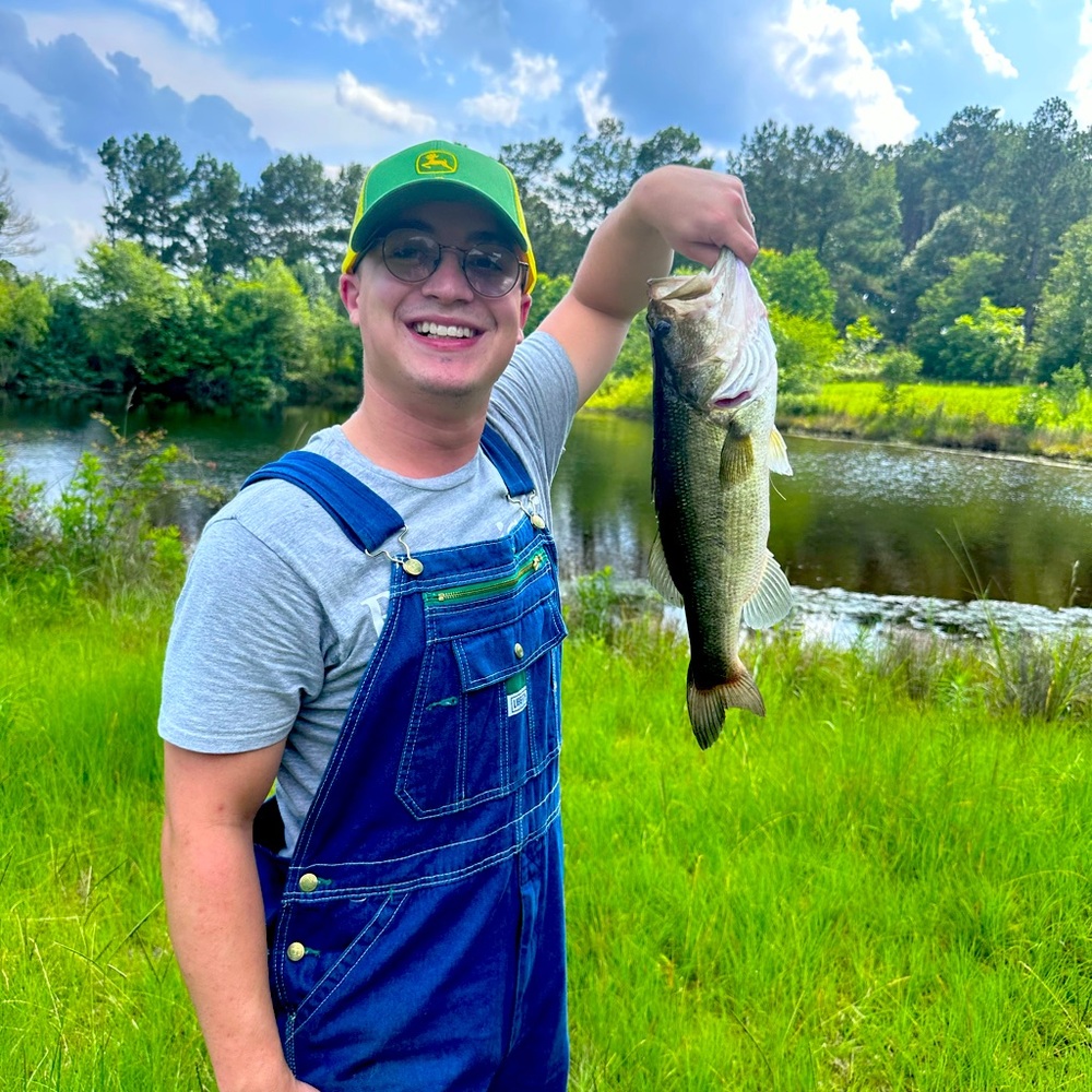 Meet your Posher, Blade